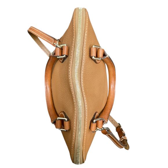 Dooney &Bourke Handbag/ Shoulder Bag Women’s 1Size Pebbled Leather Red Interior - Picture 6 of 10